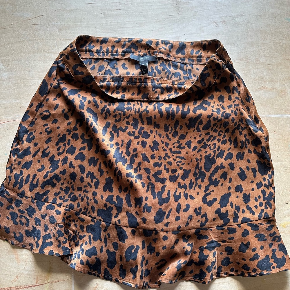 Forever 21 Cheetah print satin mini skirt with ruffle